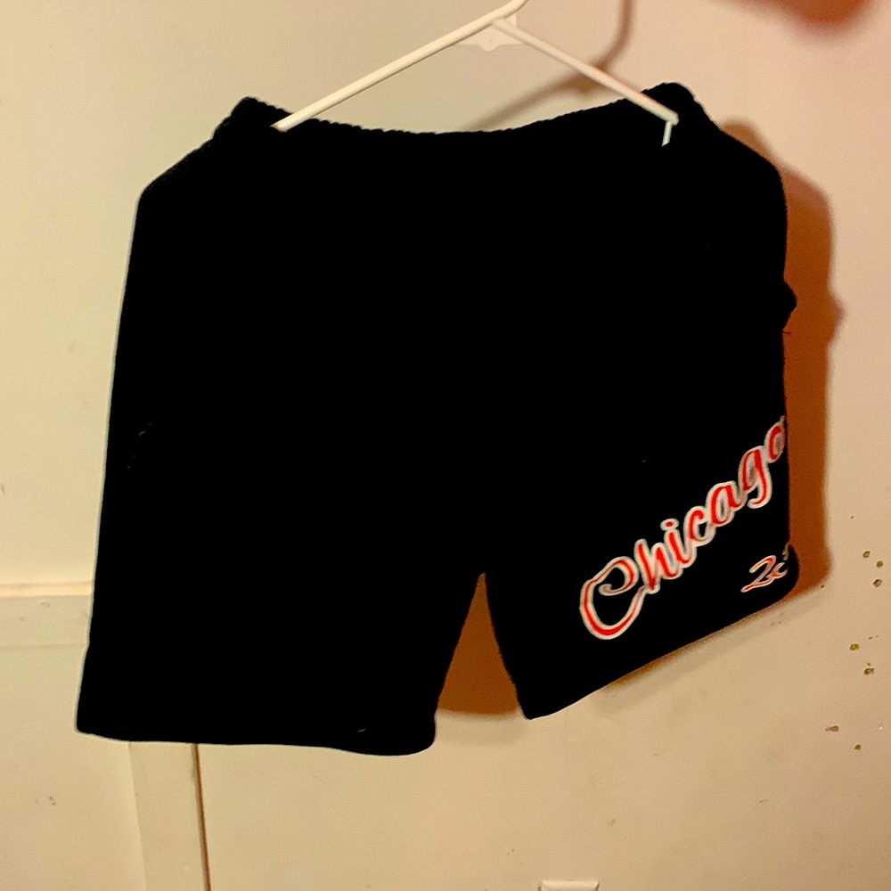 Micheal Jordan 23 shorts fitted waist
